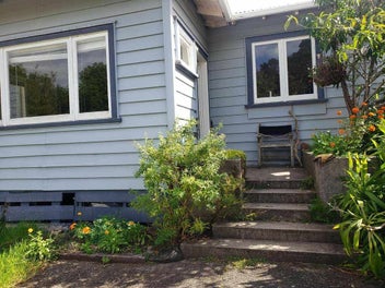 Image 1 of 8