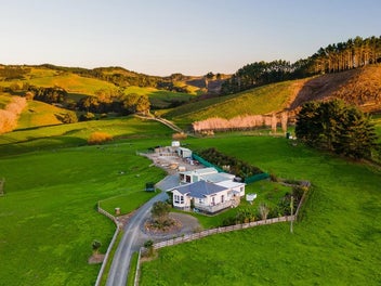 Lifestyle Retreat or Farmlet?