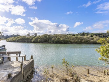 Private Sanctuary on the Water's Edge!
