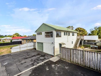 Image 1 of 30