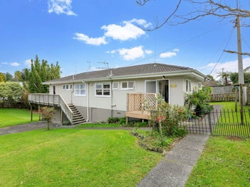 Buy One or Buy Both – Great Opportunity in Bayview