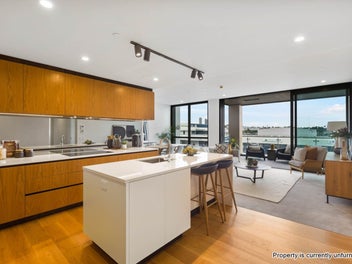Versatile City Pad or Forever Home – You Decide
