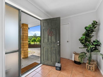 Spacious Family Home in a Handy Location