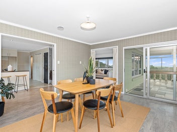 Motivated Vendors - Stunning Lifestyle Package