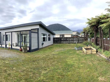 Image 1 of 16