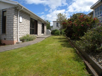 Image 1 of 10
