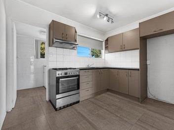 Affordable Location ,Highly motivated Vendor