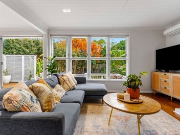 Charming cottage with convenience
