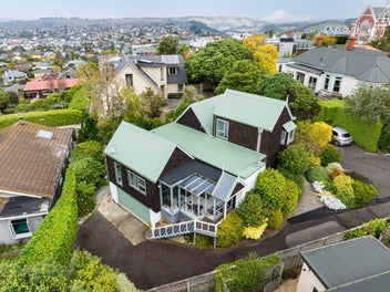 Custom-crafted living in prestigious Belleknowes