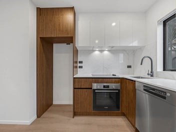 Prime Investment Opportunity – Vendor Relocate...