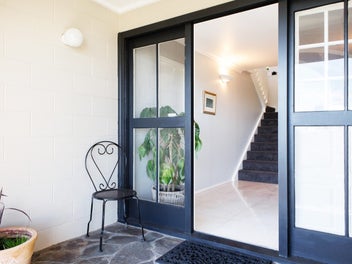 Elevated Coastal Living with Unrivalled Views!