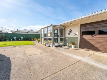 Image 1 of 11
