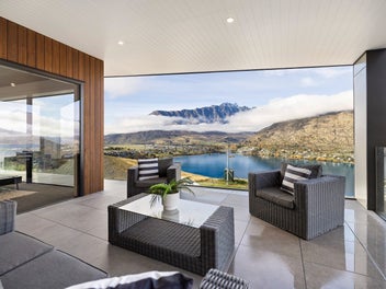 Architectural Masterpiece with Show-Stopping Views