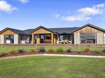 Relaxed Rural Sophistication
