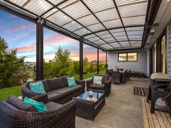 Luxury Living Meets Family Function - Act Fast!