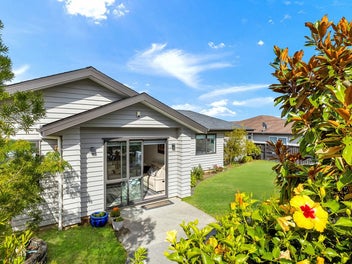 $1,595,000 Luxury Living Meets Family Function