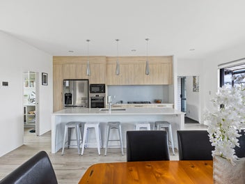 $1,595,000 Luxury Living Meets Family Function
