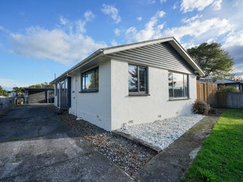 Solid, stylish, and superbly located!
