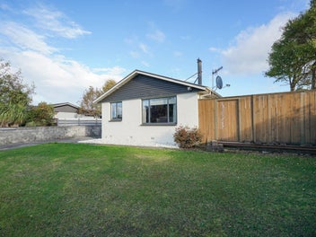 Solid, stylish, and superbly located!