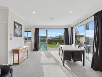 Position is Key! – Privacy and Views in Huapai