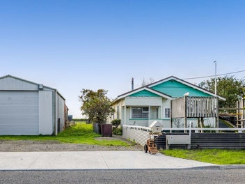 Lifestyle Block - Commercial Zoning Imminent