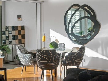 Sun, Style & Location