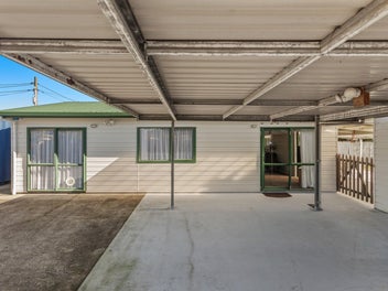 Retirement haven up for grabs!