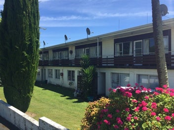 Image 1 of 8