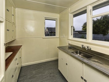 Need four bedrooms? Look no further!