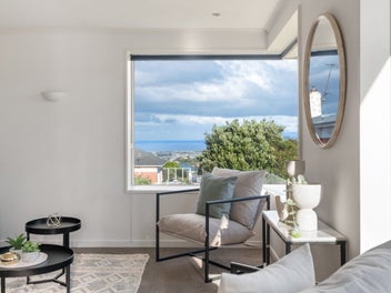 Sun, space, and family comfort in Shiel Hill