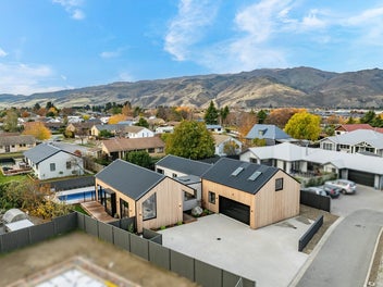 Superb Executive Family Living