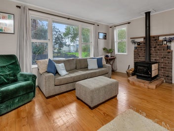 Solid Sixties Hideaway