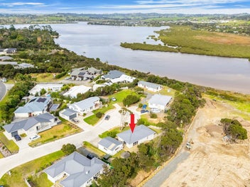 Estuary Drive - Below $1m