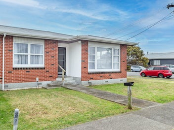 Solid brick unit, walk to town!