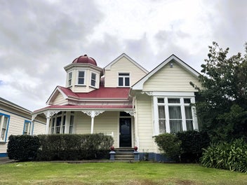 Image 1 of 9