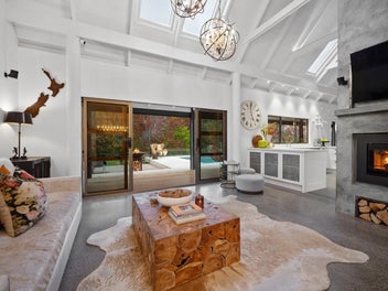 Charming Family Oasis in Coatesville