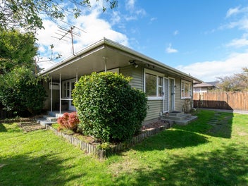 Dual Living with Thermal Comfort in Springfield