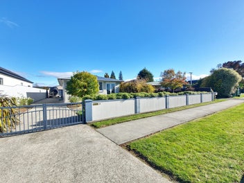 Image 1 of 31