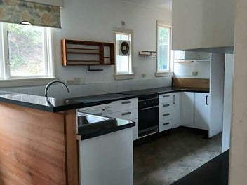 Image 1 of 17