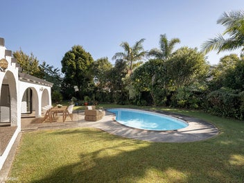 Serenity, Privacy, Style