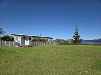 Head Harbour Side