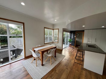 Image 1 of 18