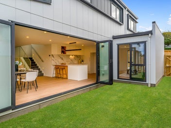 Exceptional Value, Brand New Home in Glendowie!