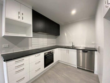 Deadline Sale Alert – Invest or Nest in This