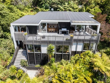 Award-Winning Design - Panoramic Views