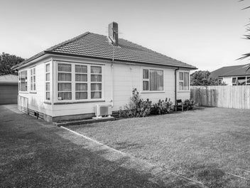 Image 1 of 28