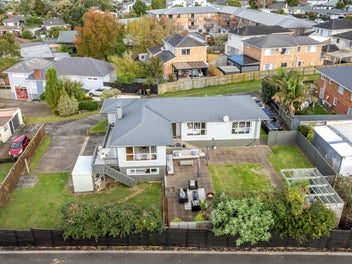 Classic Kiwi Lifestyle Living