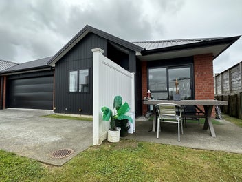 Image 1 of 17