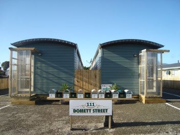 Image 1 of 5