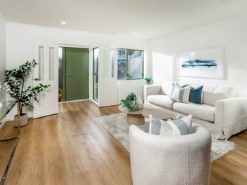 Spacious 3 Bed 2 Bath Home in Central Northcot...
